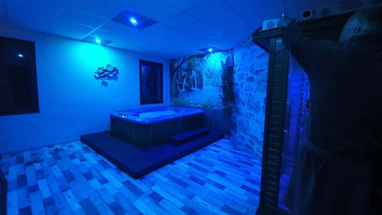 Hotel Domaine Du Cardou Puy-lʼÉvêque Exteriér fotografie